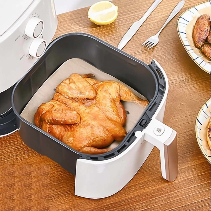 BFS  250 Adet Air Fryer Pişirme Kağıdı Tek Kullanımlık Hava Fritöz Yağ Geçirmez Yapışmaz Gıda Pişirme Kağıdı Delikli Kare Model