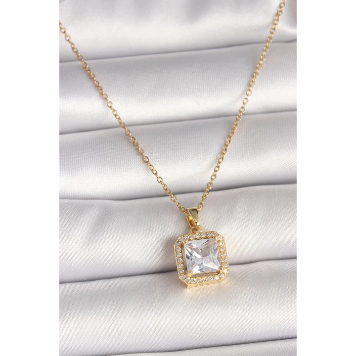 BFS 316L Çelik Gold Renk Zincir Kare Zirkon Taşlı Model Kadın Kolye