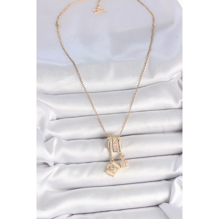BFS 316L Çelik Gold Renk Zirkon Taşlı Sallantı Fotoğraf Makinası Figür Charm Kadın Kolye