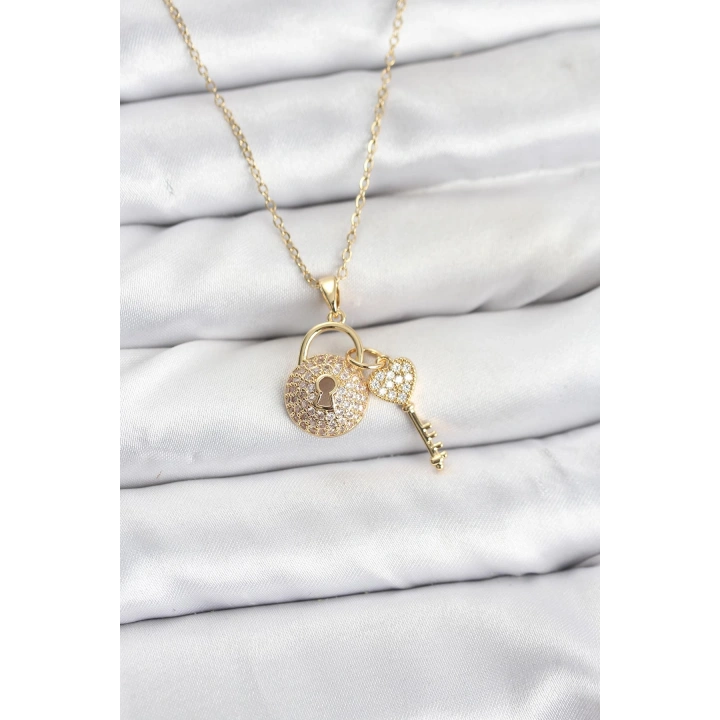 BFS 316L Çelik Zincir Gold Renk Kilit Anahtar Model Zirkon Taşlı Kadın Kolye