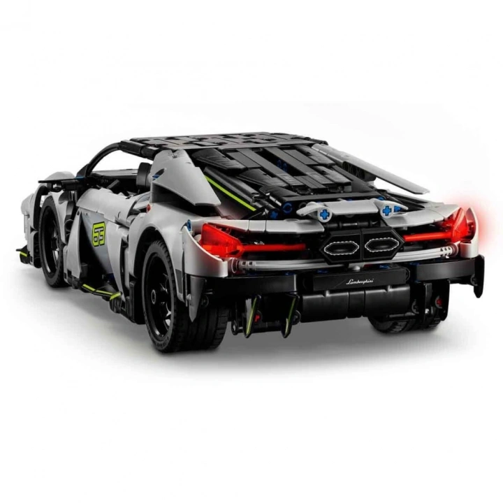 BFS 42214  Lamborghini Revuelto 1135 parça +10 yaş