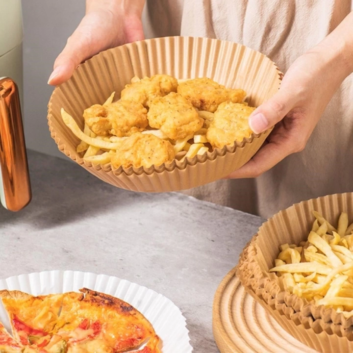 BFS  50 Adet 20 cm Air Fryer Pişirme Kağıdı Tek Kullanımlık Yağ Geçirmez Yuvarlak Tabak Model PVC