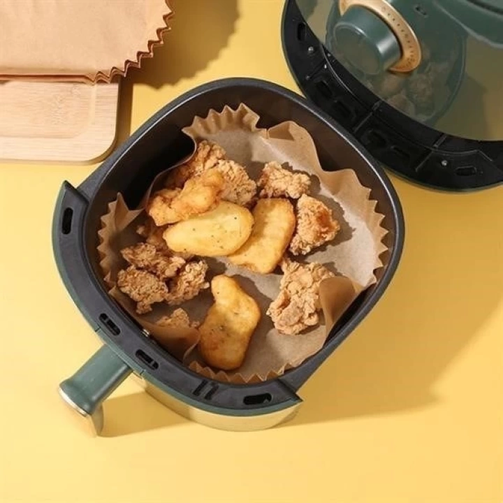 BFS 50 Adet Air Fryer Pişirme Kağıdı Tek Kullanımlık Hava Fritöz Yağ Geçirmez Yapışmaz Kare Tabak Model