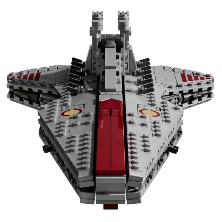 BFS 75441  Venator-Cl Attack Cruiser 643 parça +18 yaş