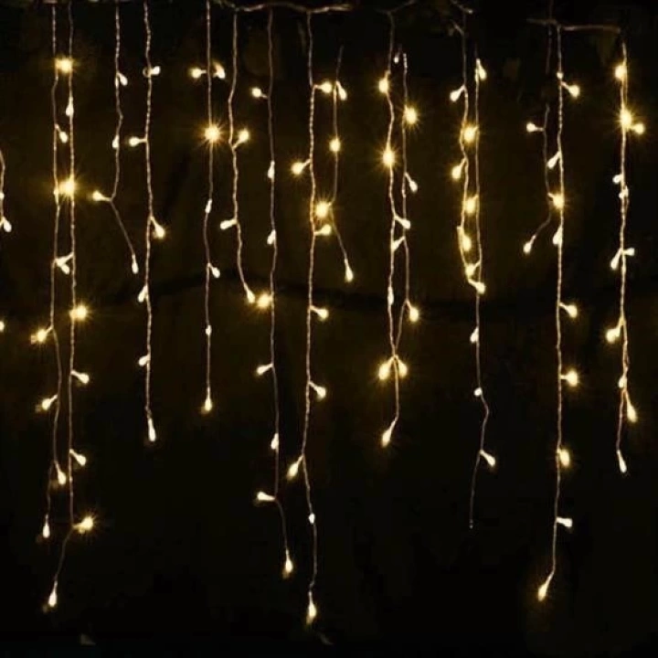 BFS  8 Fonksiyonlu 16 Saçaklı Perde Led 3 x 1 (Günışığı)