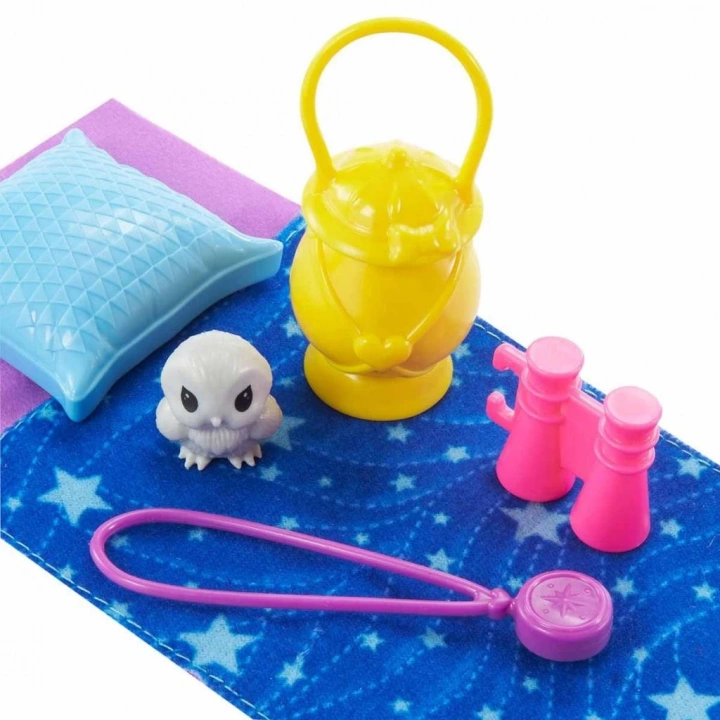 BFS   Barbie Chelseanin Kamp Macerası Oyun Seti HDF77