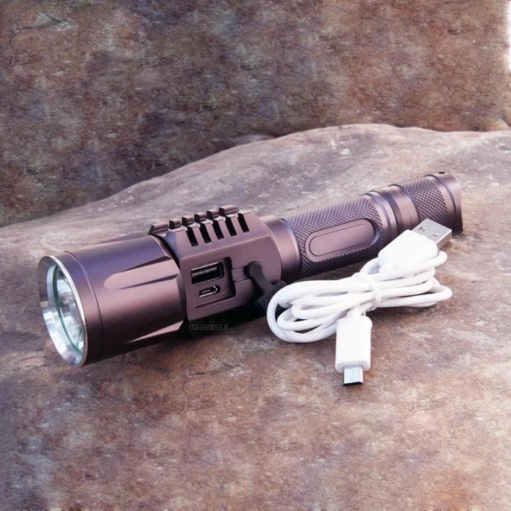 BFS Baretta Brs18 Oto Şarjlı T6 Led 3000 Lümen El Feneri