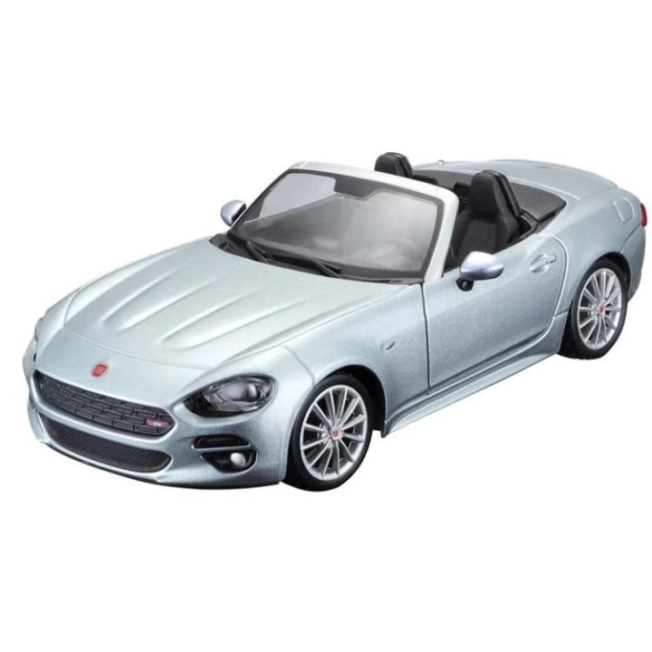 BFS   Bburago 1:24 Fiat 124 Spider Model Araba