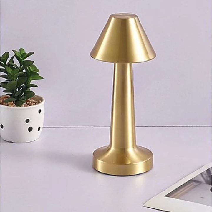BFS  Çatı Model Gold Renk Şarjlı Dokunmatik 3 Renkli LED Masa ası