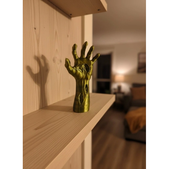 BFS Dekoratif El Heykeli 22×7 cm Fantastik Koleksiyonluk Masaüstü Figür