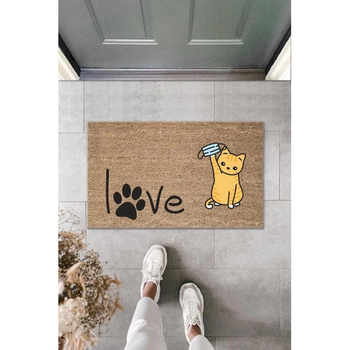BFS Dijital Baskı Kahverengi Patili Love Yazılı Maskeli Kedi Dekoratif Kapı Paspası K-2010