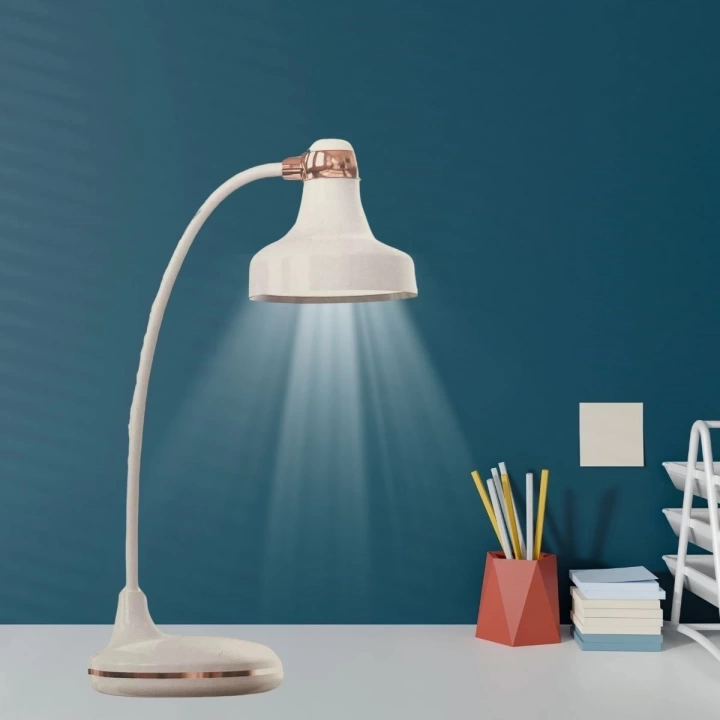 BFS  Dokunmatik 3 Farklı LED Işıklı Çalışma Masası Üstü Lamba