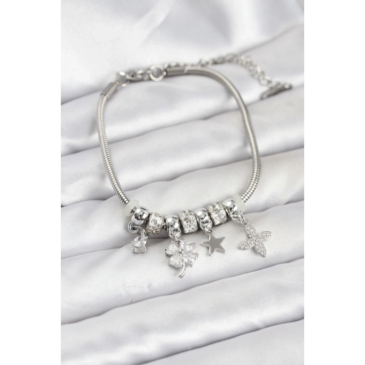 BFS Gümüş Renk Pirinç Yonca Charmlı Kadın Bileklik