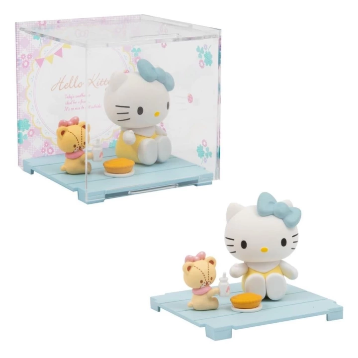 BFS   HKT38100 Hello Kitty ve Oyun Arkadaşı