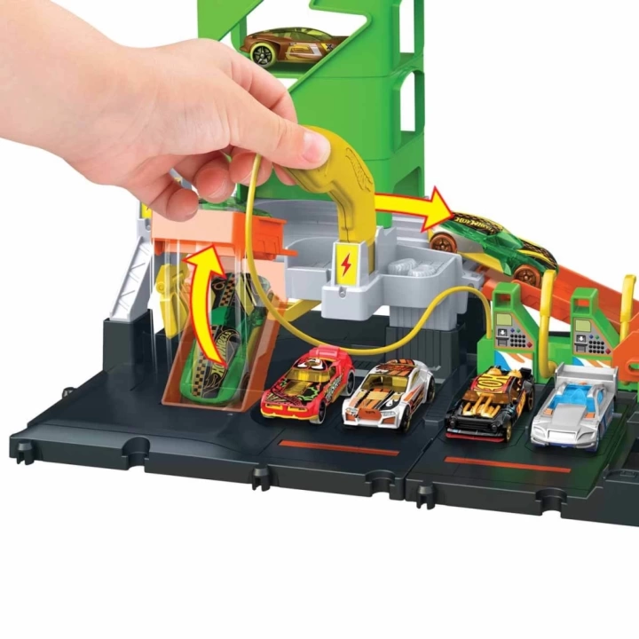 BFS   Hot Wheels Elektrikli Araç Şarj İstasyonu Oyun Seti HTN79