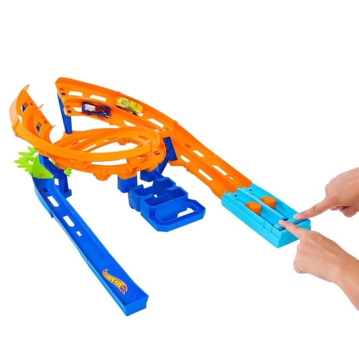BFS   HTK17 Hot Wheels İkili Yarış ve Akrobasi Pisti