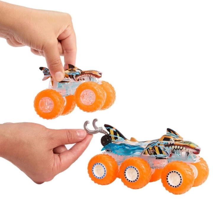 BFS   HYJ29 Hot Wheels Monster Trucks Power Smashers Çoklu Paket