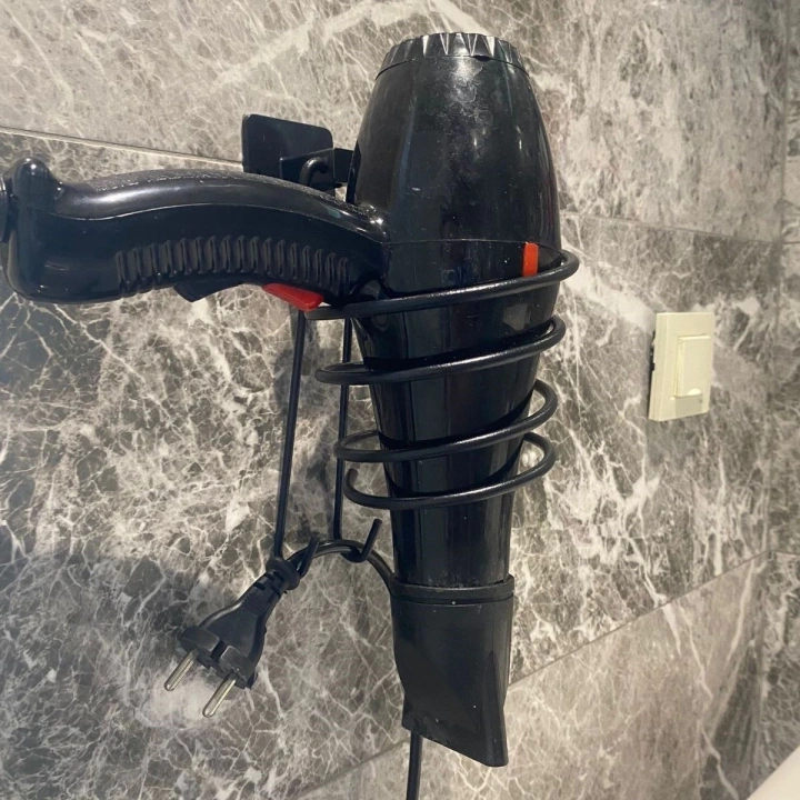 BFS  Kendiliğinden Yapışkanlı Siyah Paslanmaz Metal Fön Makinesi Askısı Saç Kurutma Makinesi Tutacağı