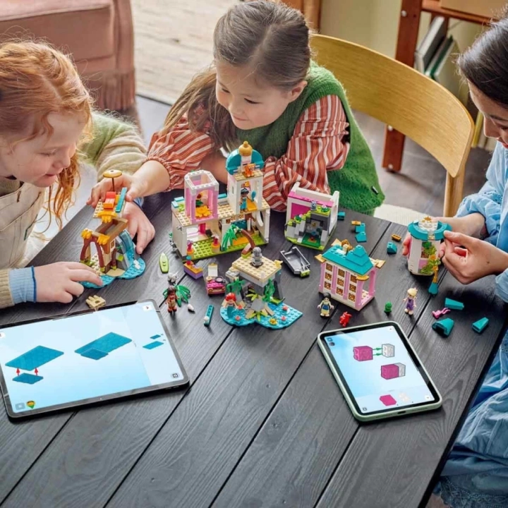 BFS  LEGO Disney Prenses Şatosu ve Kraliyet Hayvanları 43267
