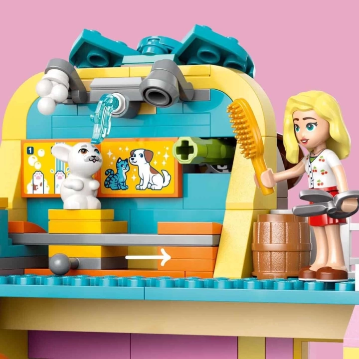 BFS   LEGO Friends Evcil Hayvan Aksesuar Dükkanı 42650