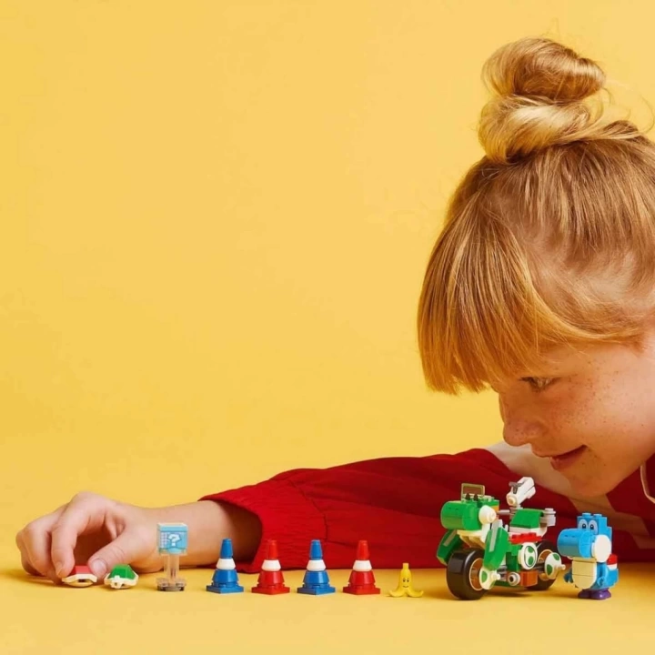 BFS   LEGO Super Mario: Mario Kart – Yoshi Bike 72031