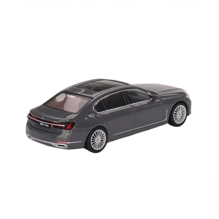 BFS   Mini GT 1:64 BMW 750Li xDrive Bernina Grey Amber Effect