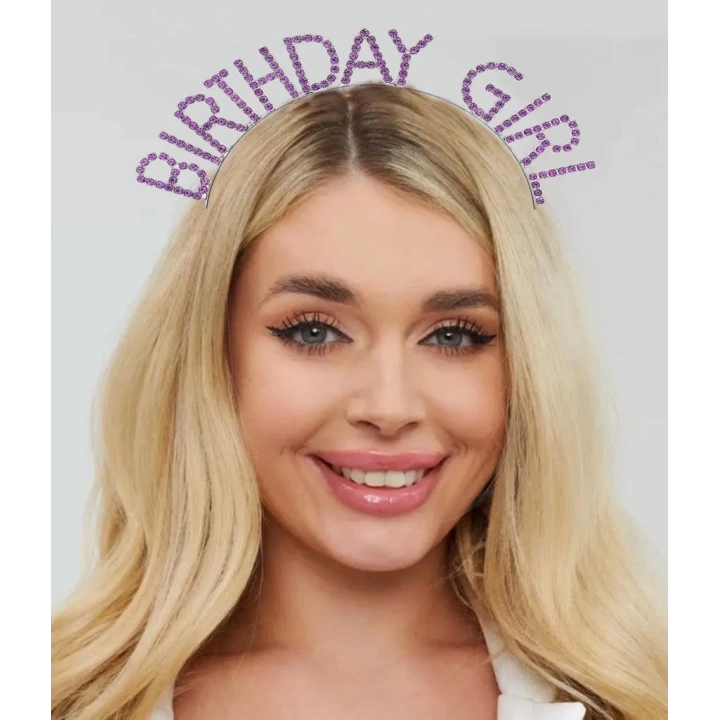BFS   Mor Renk Kristal Taşlı Parlak Birthday Girl Yazılı Taç 16x17 cm