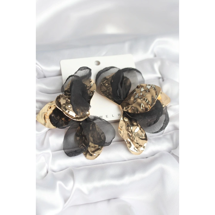 BFS Pirinç Gold Renk Siyah Tüllü Lotus Kadın Küpe