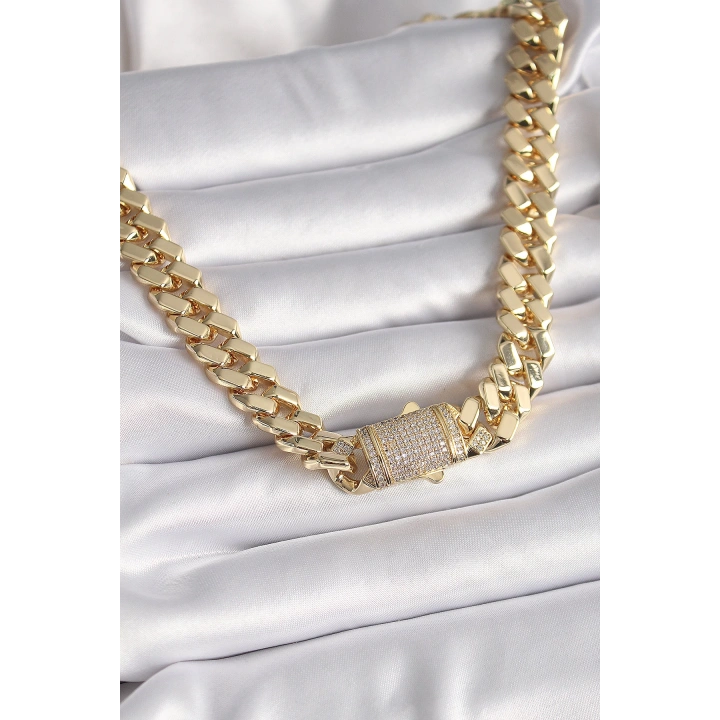 BFS Pirinç Gold Renk VIP Exclusive Seri Gurmet Model Kadın Kolye