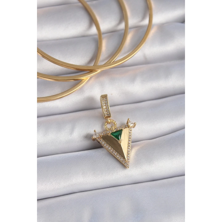 BFS Pirinç Gold Renk Zirkon Taşlı 3D Üçgen Model Ajda Charm