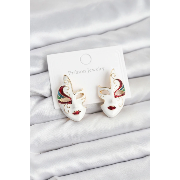 BFS Pirinç Maske Model Kadın Küpe