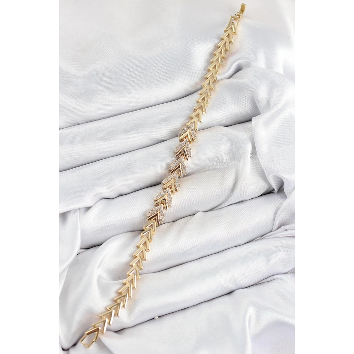 BFS Pirinç Zirkon Taşlı Sıralı Ok Model Gold Renk Kadın Bileklik