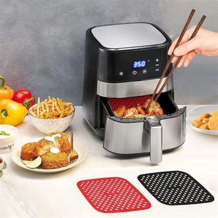 BFS   Renkli Isıya Dayanıklı Yıkanılabilir Silikon Fırın Ve Airfryer Kare Pişirme Matı 21,5 Cm