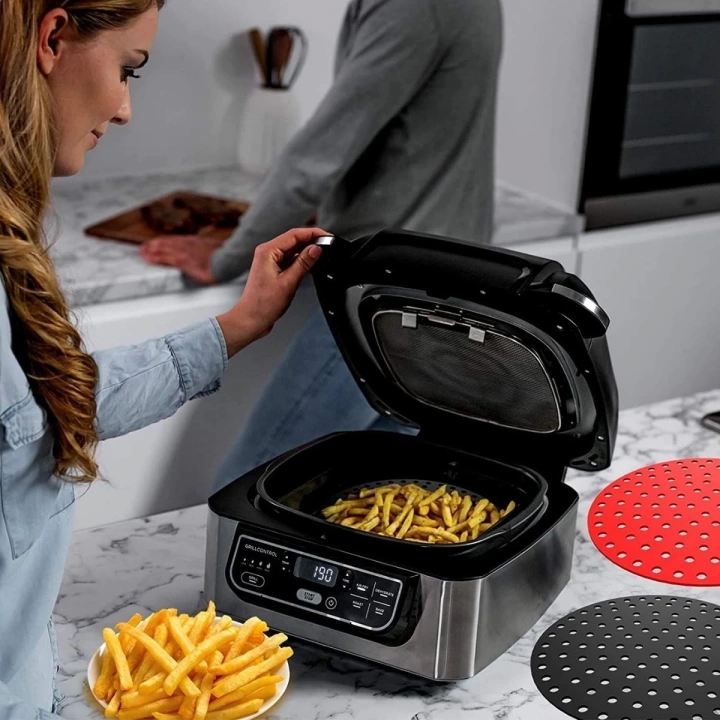 BFS   Siyah Isıya Dayanıklı Yıkanılabilir Silikon Fırın Ve Airfryer Yuvarlak Model Pişirme Matı 23 Cm