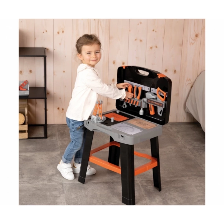 BFS   Smoby Black & Decker OBY B+D Bricolo Akıllı Çalışma Tezgahı