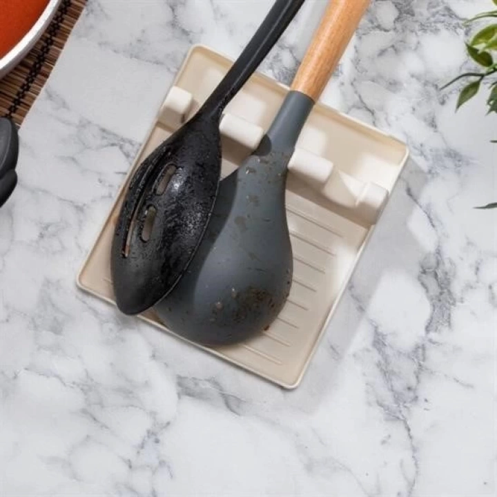 BFS  Tencere Kapak Tutuculu Kaşıklıklı Tencere Kapak Standı Pratik Kaşık Kepçe Altlık Düzenleyici