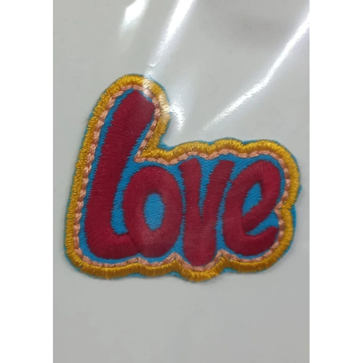 BFS  Ütü İle Yapışan Love Arma 4x2 cm