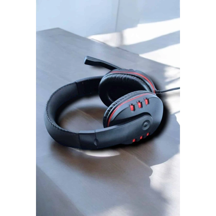 BFS Yüksek Ses Kalitesi ve Aktif Gürültü Engelleme Özellikli Kablolu Mikrofonlu Kulaklık