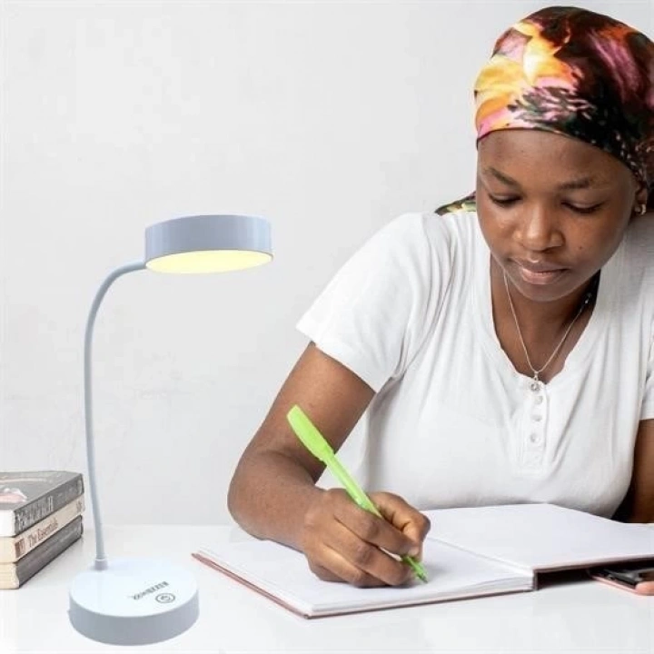 Yuvarlak USBli Dokunmatik 3 Kademeli 360 Derece  Özel Göz Korumalı Led Lityum Masa ası