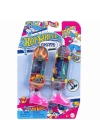 BFS   HXL17 Hot Wheels Skate Retro Temalı İkili Parmak Kaykay ve Ayakkabı Paketi
