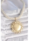 BFS Kırık Beyaz Halat Model Gold Renk Güneş Figürlü Pirinç Kolye