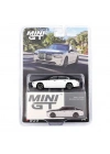 BFS  Mini GT 1/64 BMW i7 xDrive60 Alpine White / Black Sapphire - Blister Paket