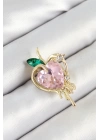 BFS Pembe Ve Yeşil Zirkon Taşlı 3D Eriyen Kalp Figürlü Gold Renk Kadın Broş