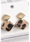 BFS Pirinç Gold Renk Sallant Kare Leopar Desen Model Kadın Küpe