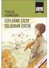 Ceplerine Çiçek Dolduran Çocuk