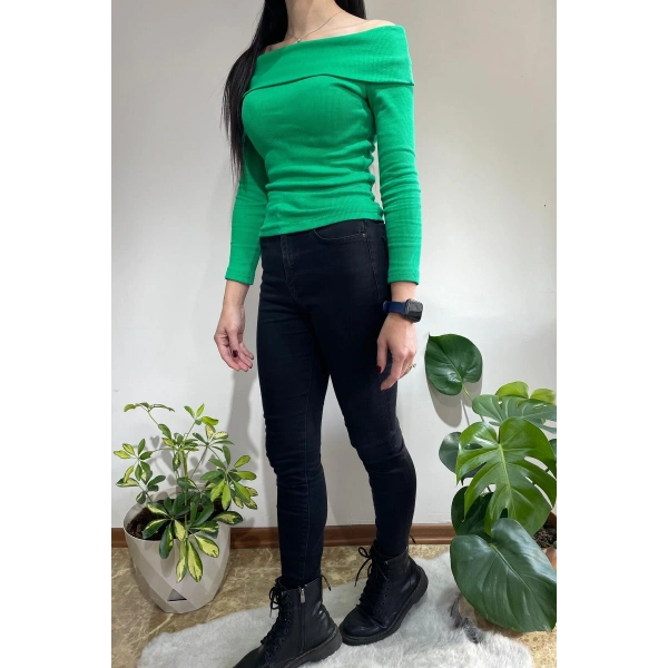 Kadın Kaşkorse Fitilli Madonna Yaka Body