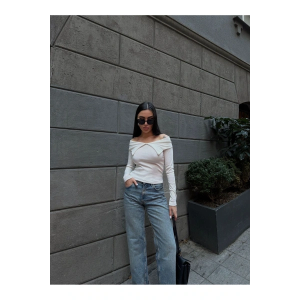 Kadın Siyah Carmen Yaka Fitilli Örme Bluz