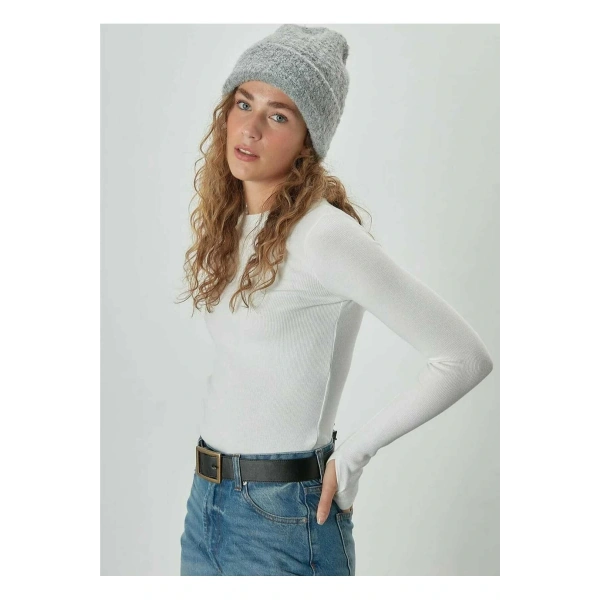 Parmak Geçirmeli Ribanalı Triko Body