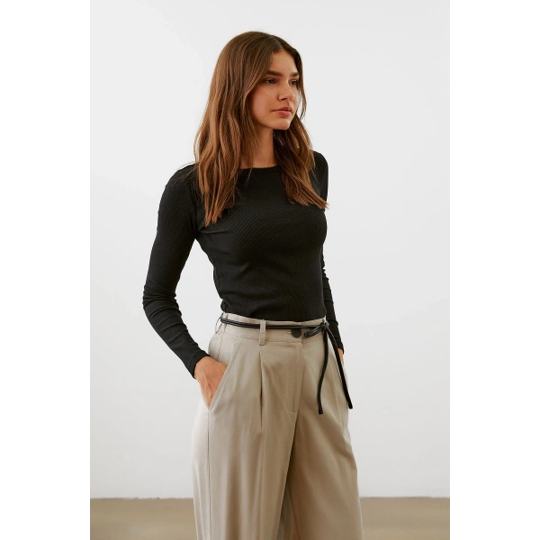 Sıfır Yaka Basic Body