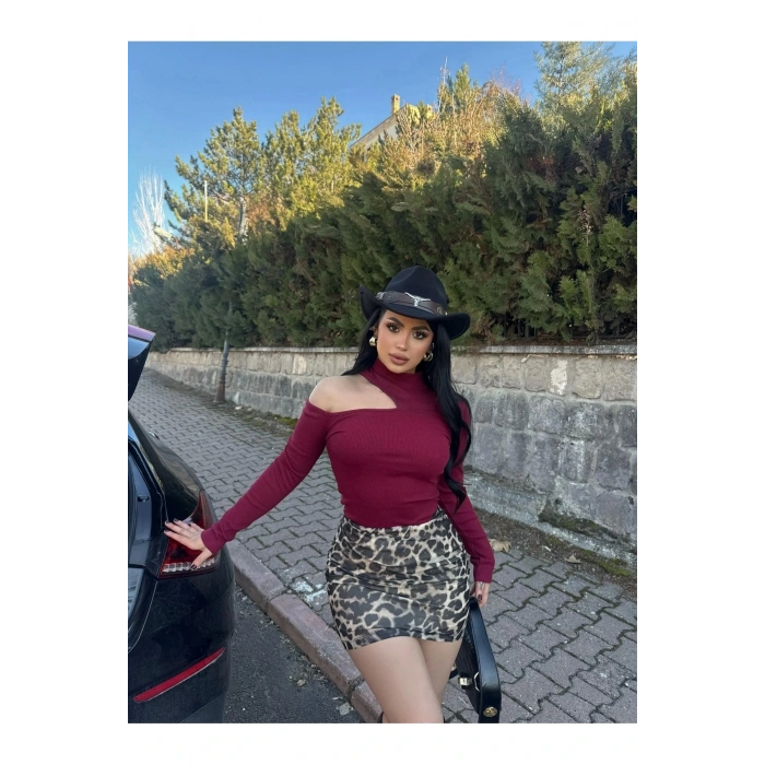 Bordo Omuz Pencereli Kaşkorse Crop